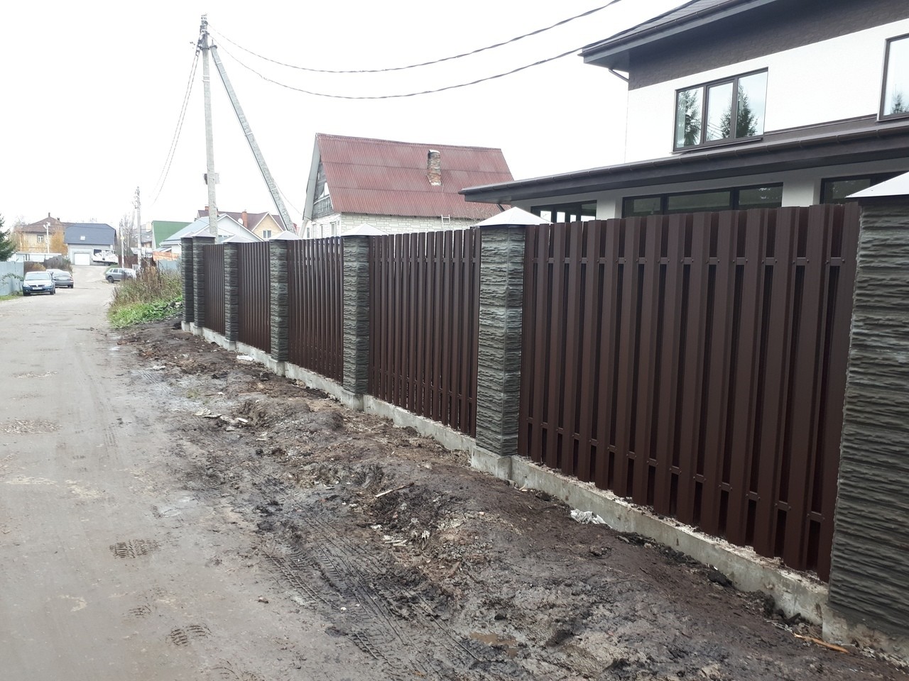 Забор шахматка 40м из штакетника столбы под камень в Полевском