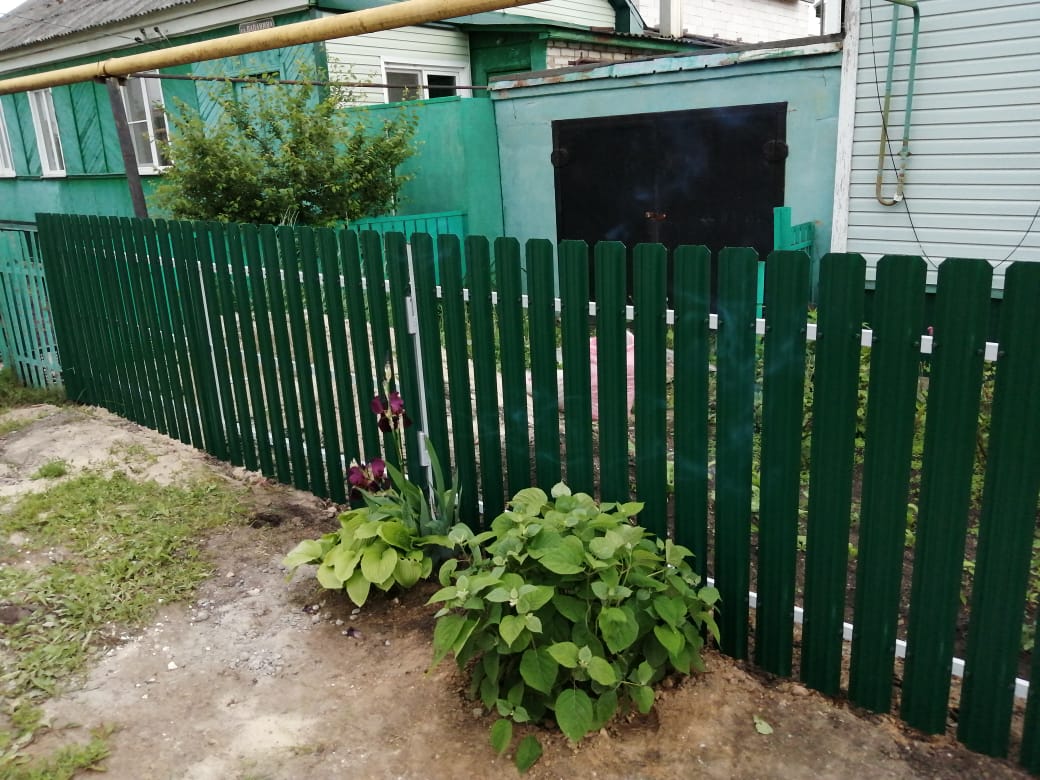 Комбинированный забор 25м штакетник и профлист, ворота, калитка фото8 в Полевском