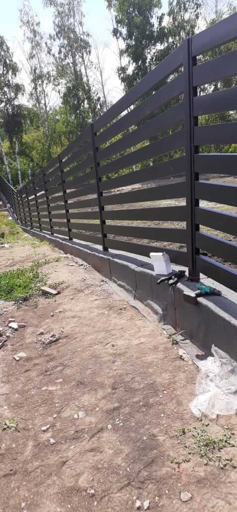 Забор-ранчо из металлопланкена 48м RAL9005 Черный МАТТЕ фото 1 в Полевском