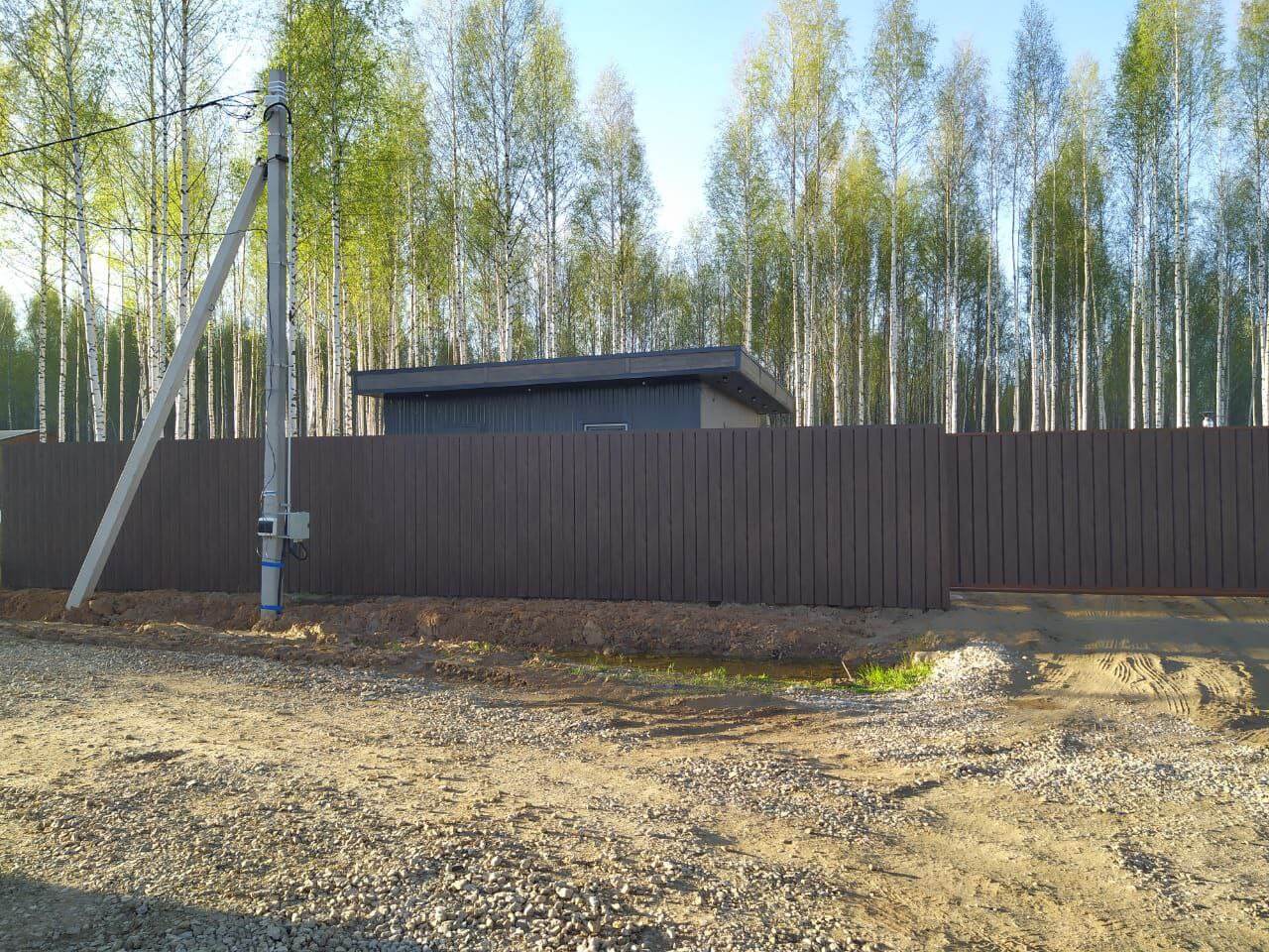 Забор из металлосайдинга ЕВРО-БРУС 25м Темный Каштан 3D Принтек фото 1 в Полевском