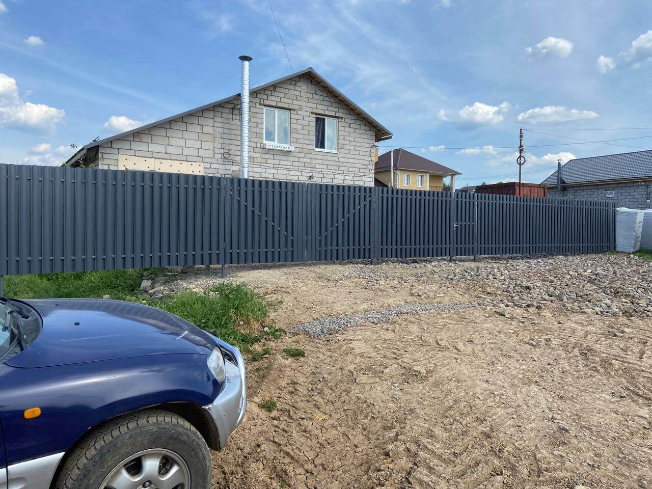 Забор из евроштакетника 16м RAL7024 Серый Графит фото 5 в Полевском