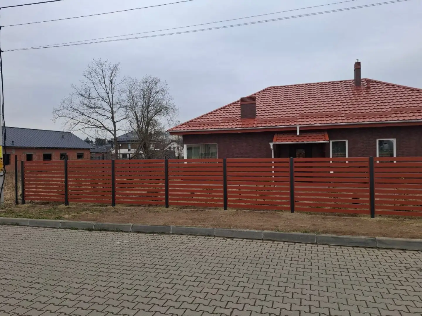 Забор-ранчо из металлопланкена 18м RAL8004 Терракотовый фото 3 в Полевском